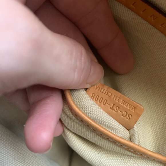 Celine - Picture 11 of 12